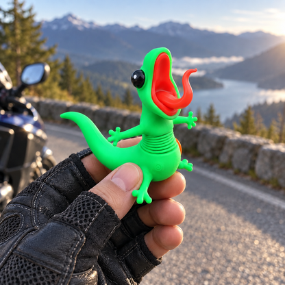 🦎🏍️ Roadside Lizard Buddy – Car & Motorcycle Decor