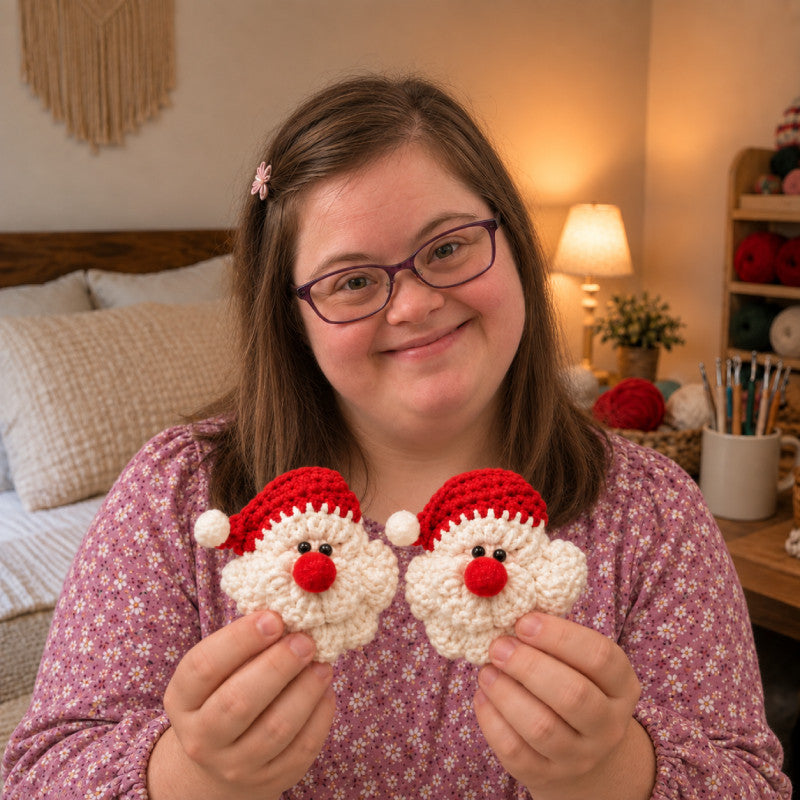 🎅 100% Handmade Crochet Santa Ornament (Sarah Wilson Handmade) - The Best Christmas Gift
