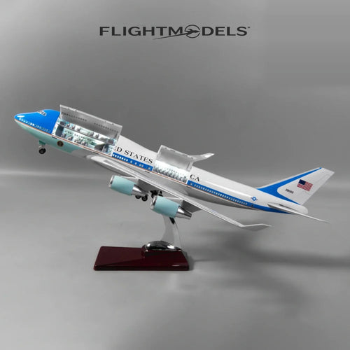 1:150 Boeing 747 Air Force One LED Lights + Openable Interior