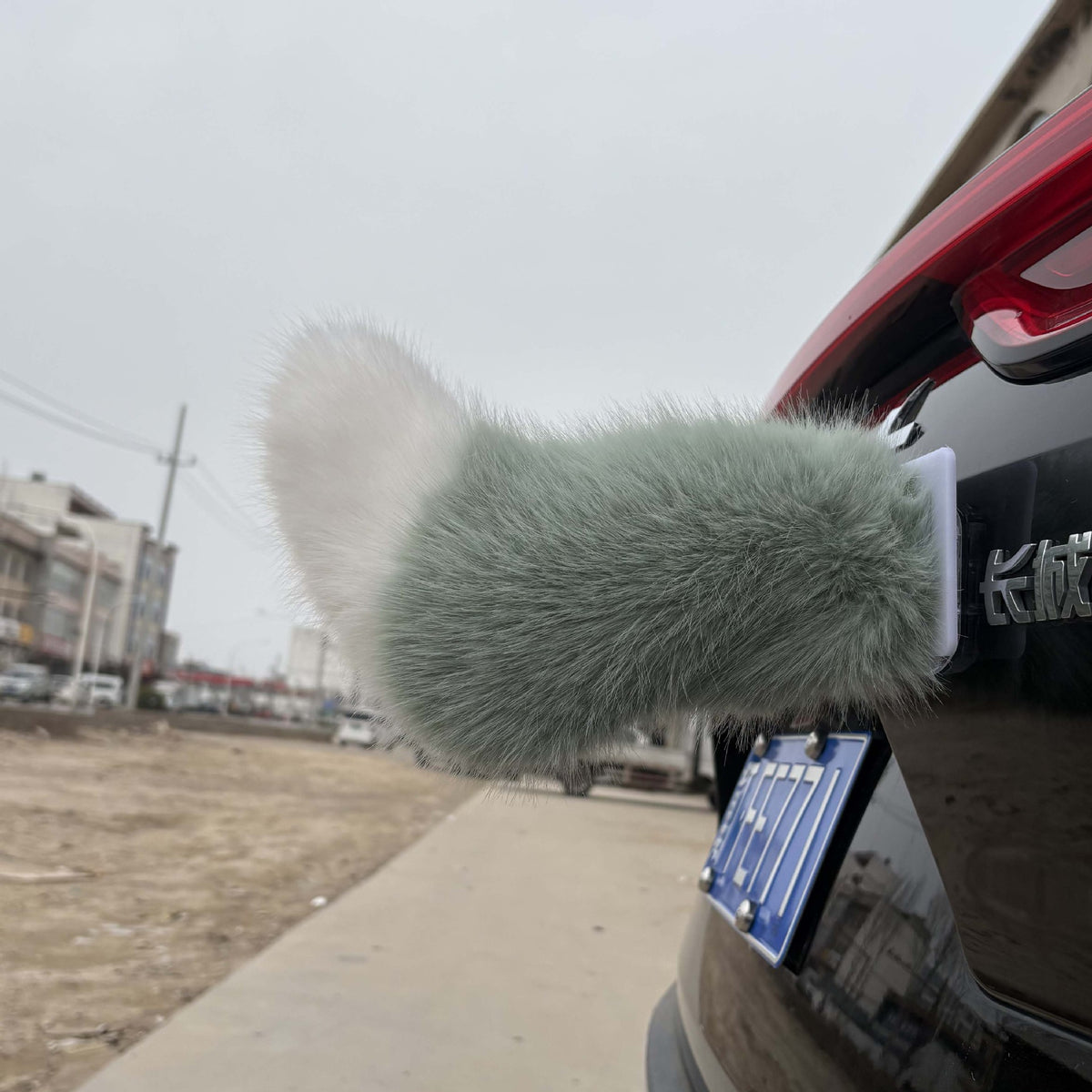 Electric Cat Tail for Car Decoration, Remote-Controlled Wagging Plush Tail for Car
