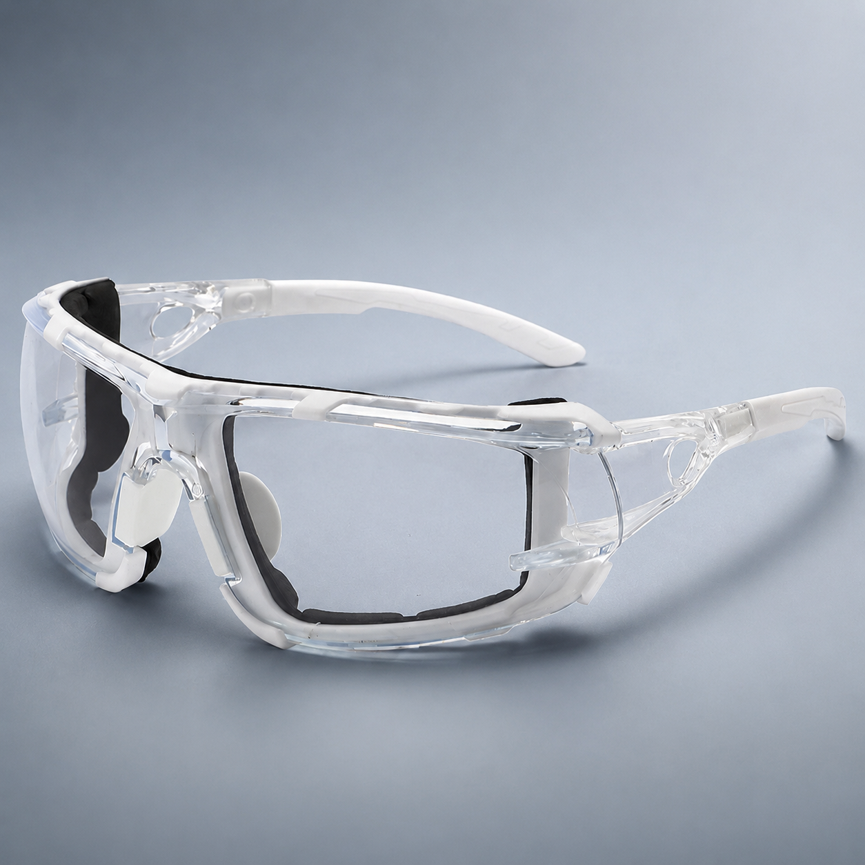 🕶️ Clear Indoors, Tinted Outdoors! Universal Photochromic Safety Glasses for Work & Outdoor ⚡🛡️