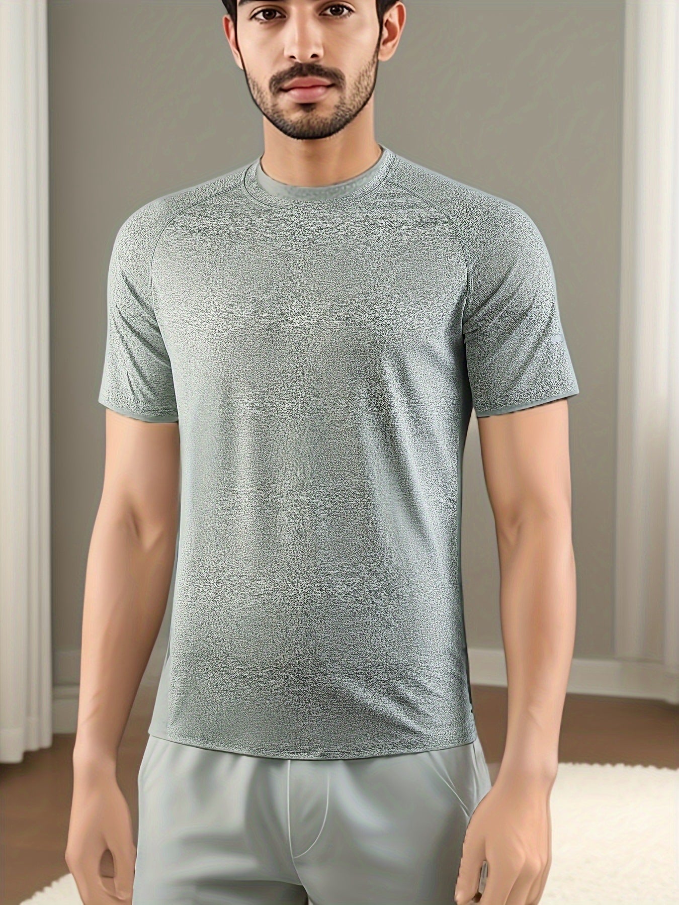 Quick-drying T-shirt for fitness, sports and outdoor activities