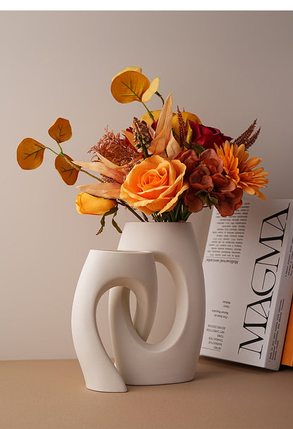 Ceramic Art Vase with High-end Sense, Floral Arrangement Ornament and Vessel