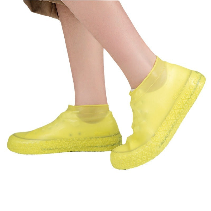 Stop Wet Shoes! 🌧️ Heavy-Duty Waterproof Shoe Covers – Anti-Slip & Foldable