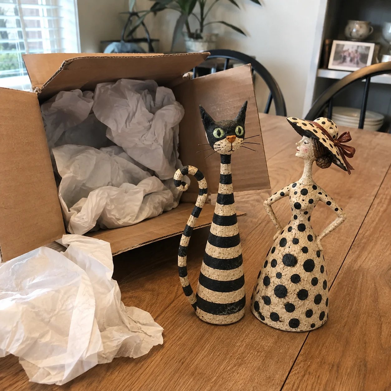🔥Hot Sale 50% OFF🔥 - Vintage Cat & Lady Sculptures