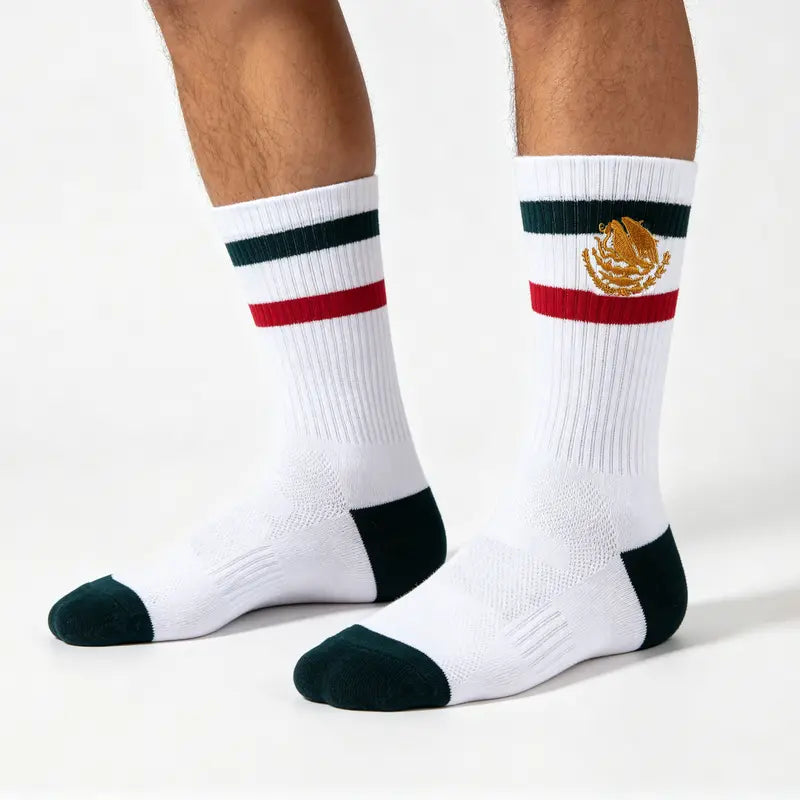 🇲🇽 Step Into Culture & Pride! Introducing the Ultimate Mexican Flag Embroidered Socks!