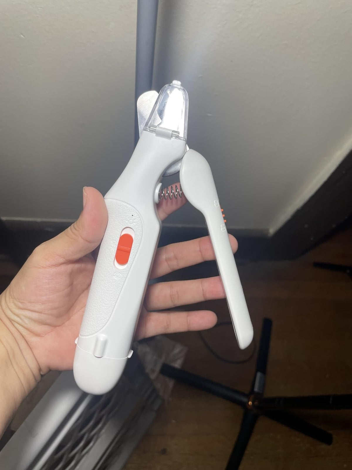 2-in-1 Pet Nail Clippers with Grinder & Dual LED Lights