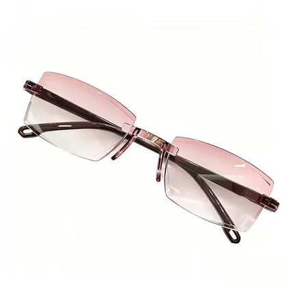 Rediscover Clear Vision  –   Smart Zoom Diamond-Cut Reading Glasses